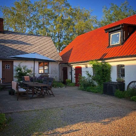Karlsborg Rum Och Frukost Истад Экстерьер фото